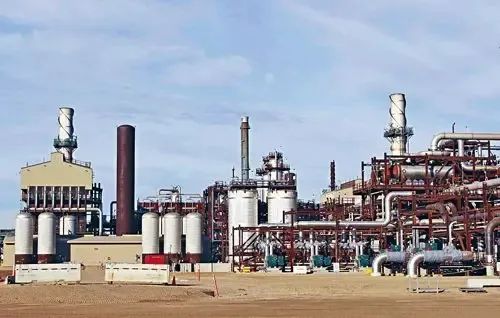 Oil-sand-2.jpg