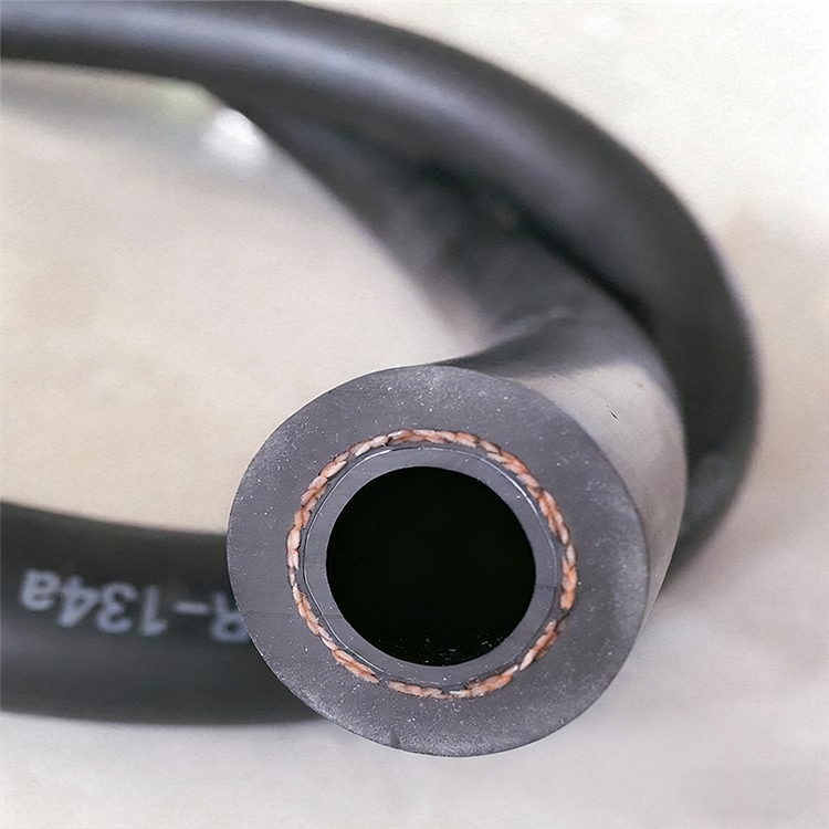 橡胶软管.jpg