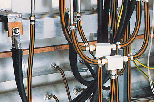 1764814391668913.jpg 工业软管2.jpg